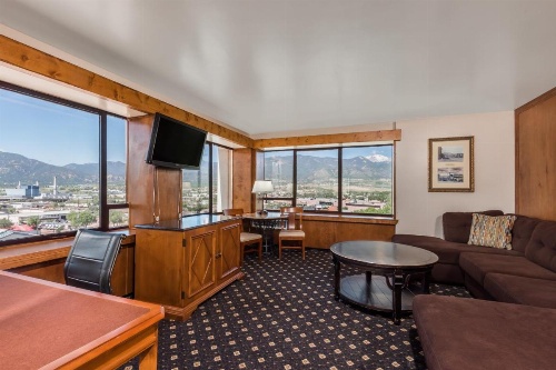 The Antlers, A Wyndham Hotel image 28